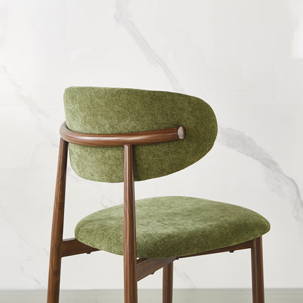 Eetkamerstoel Japandi groen Reika walnoot