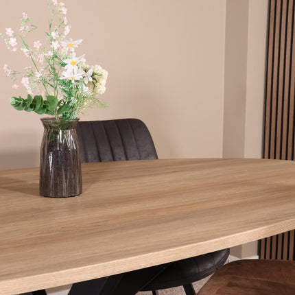 Eettafel Rato ovaal 240cm lichtbruin MDF