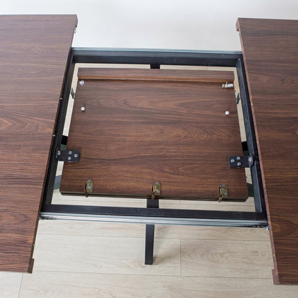 Uitschuifbare eettafel ovaal 180-240cm Liam walnoot MDF