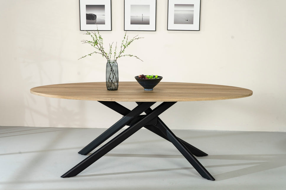 Eettafel Twist ovaal 210cm lichtbruin MDF