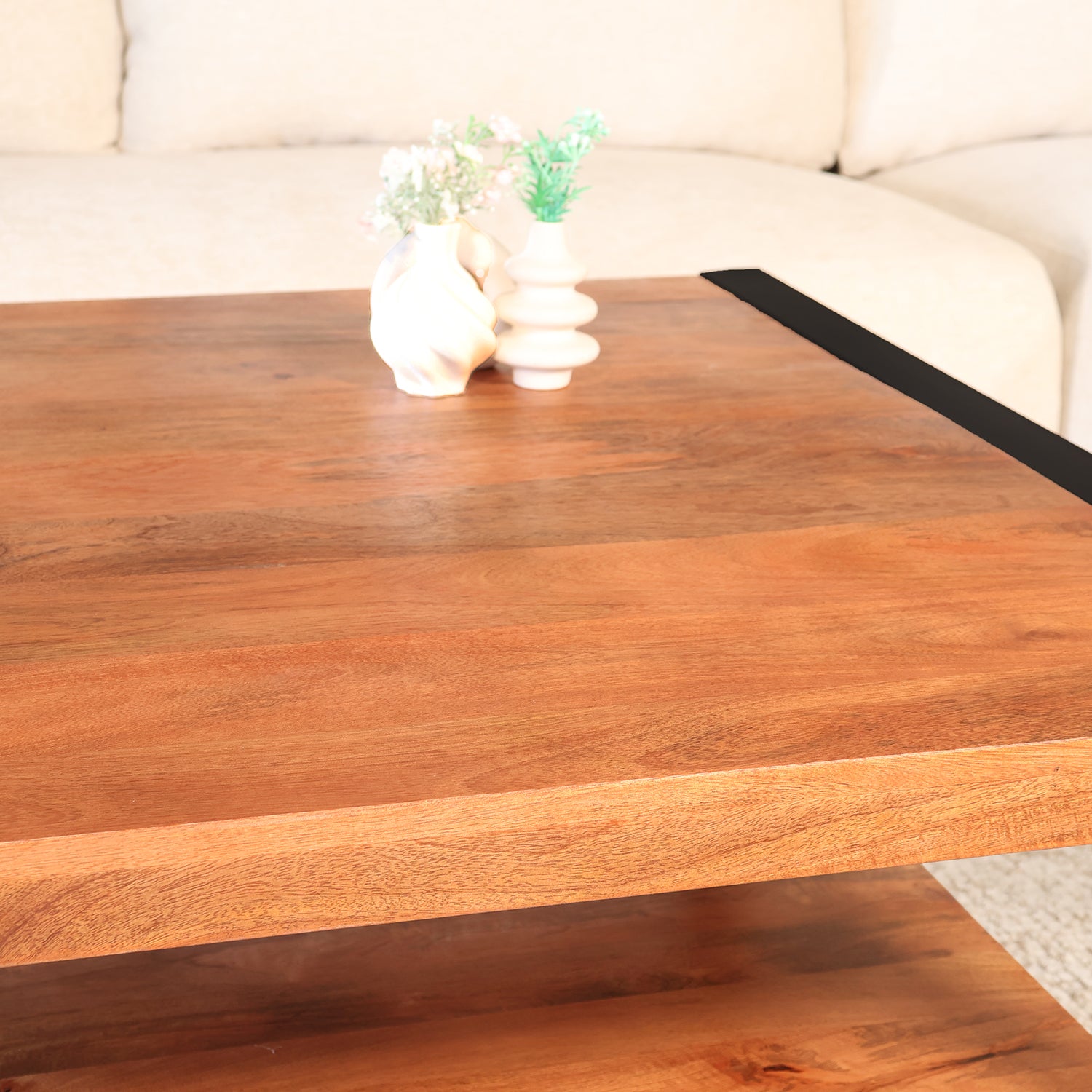 Design salontafel STUDIO 55cm eiken look met poef van fluweel Design salontafel STUDIO 55cm eiken look met poef van fluweel