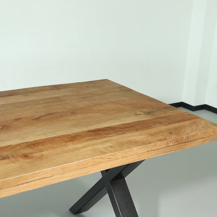 Eettafel rechthoekig mangohout Xavier lichtbruin 180cm duurzaam tafel met X-poot mango rechthoekige eetkamertafel hout