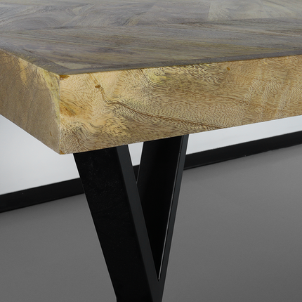 Eettafel Danae hongaarse punt 180cm bruin mangohout