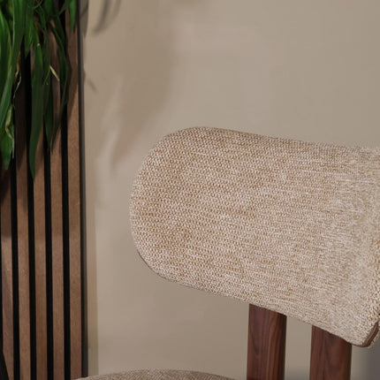 Eetkamerstoel Japandi bruin Naomi walnoot