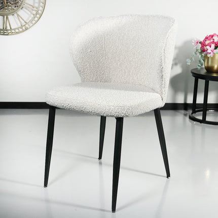 Eetkamerstoel wit boucle Coco