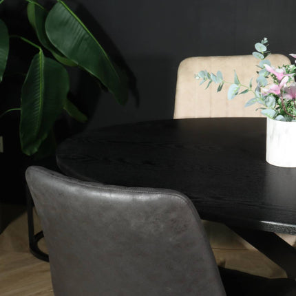 Eettafel Rato ovaal 260cm zwart MDF