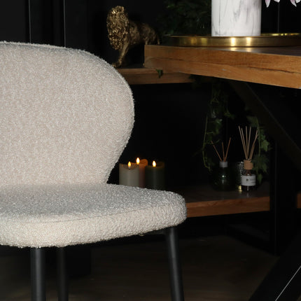 Eetkamerstoel wit boucle Coco